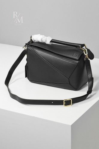 로에베 스몰 페더라이트 퍼즐 백 나파 램스킨