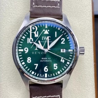 IWC 파일럿 44mm