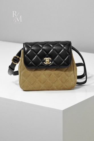 샤넬 레더 & 스웨이드 크로스백