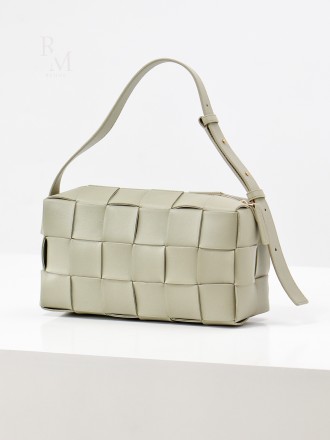 보테가 베네타 브릭 카세트 숄더백