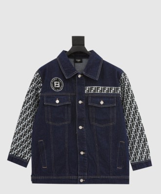 로고 프린트 코트