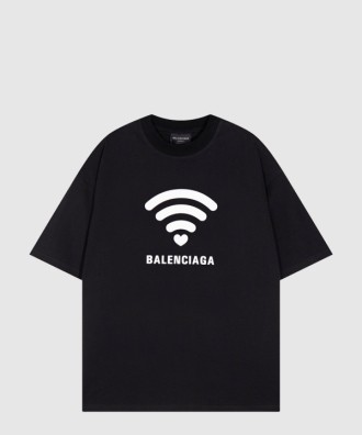 고 프린트 반팔