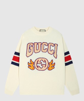 로고 니트 상의