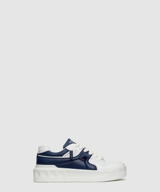 ONE STUD 스웨이드 로우컷 스니커즈