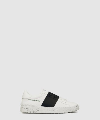 오픈 포 어 찬스 스니커즈