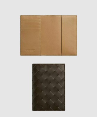 인트레치아토 여권 케이스 749441