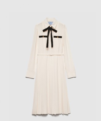 롱 플리츠 새틴 사블 드레스