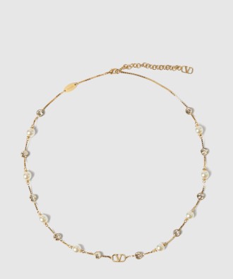 크리스털 장식 브이로고 시그니처 메탈 네크리스