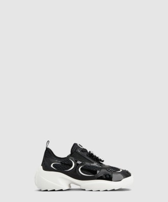 비브 온 더 런 스니커즈 7564