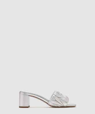 마틀라세 나파 가죽 슬라이드 5XX657