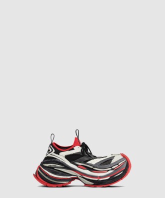 플랫폼 리듀스드 스니커즈 821137