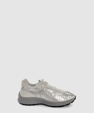 25C 로고 스니커즈 G46250